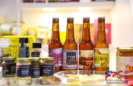 六展融合打造行业标杆，五大亮点引领食饮潮流